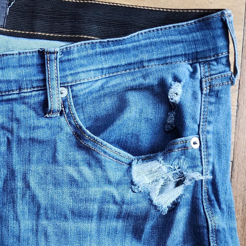 Torrid Sky High Skinny Ripped Jeans Size 18 - Picture 6 of 16